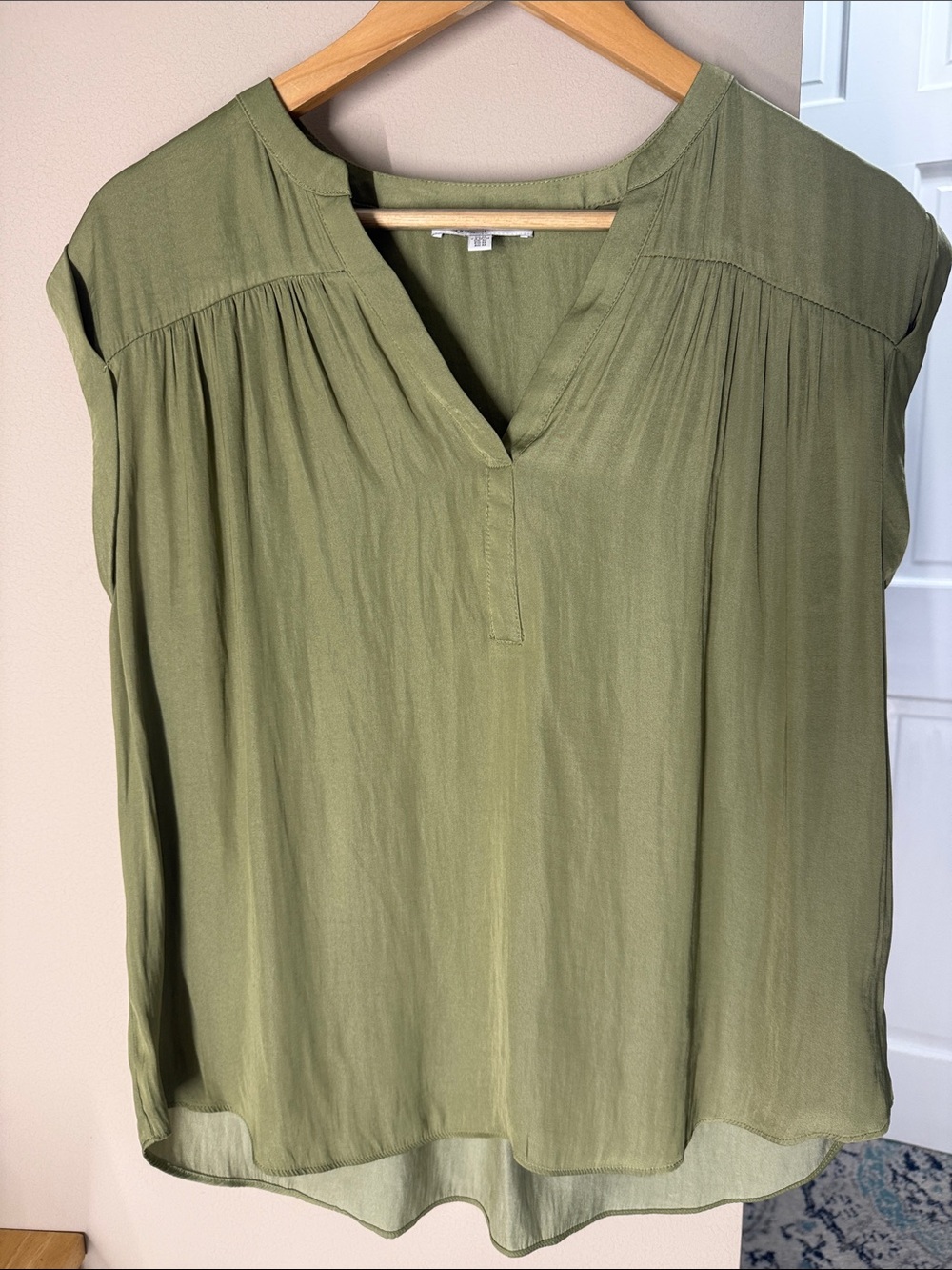 Maison d’ Amelie olive green V-neck sleeveless top